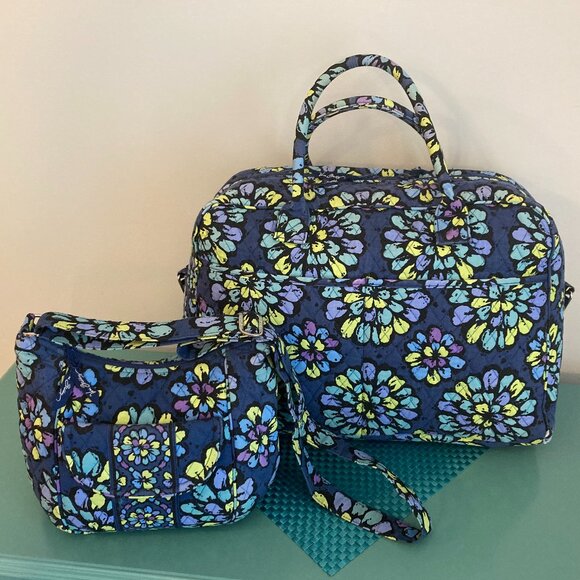 Vera Bradley Weekender & Crossbody Bag Set -- Indigo Pop Pattern - Picture 1 of 16